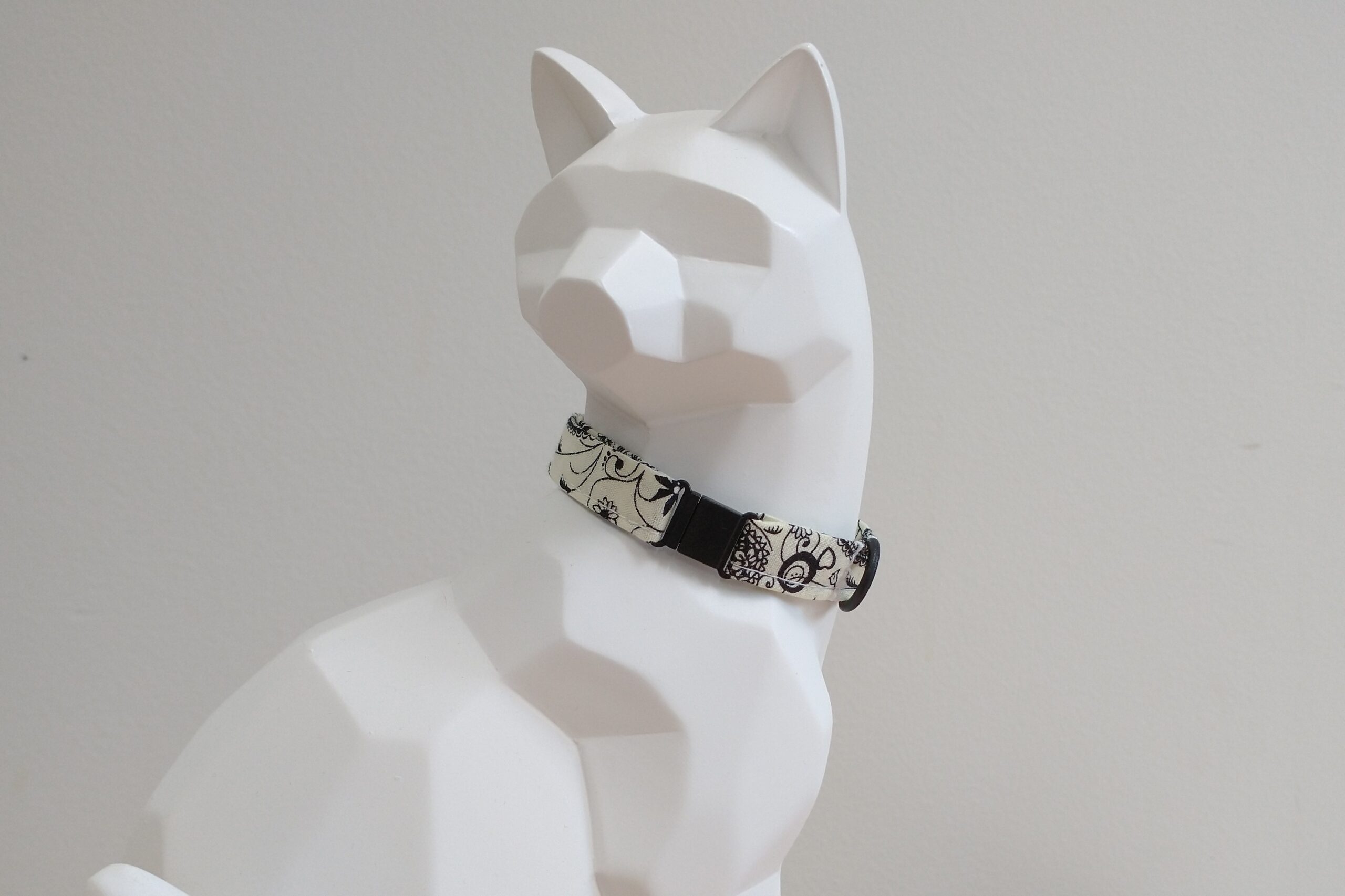 Kitten Collar - Black Paisley on White - Image 2