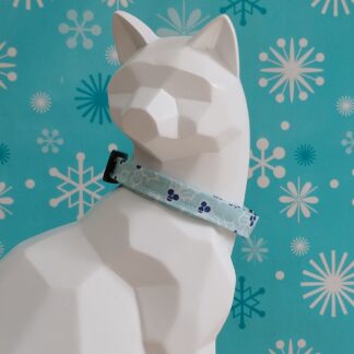 Christmas Cat Collar - Holly in Blue
