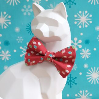 Christmas Cat Bow Tie and Collar - Christmas Lights on Red