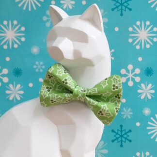 Christmas Cat Bow Tie and Collar - Holly in Green