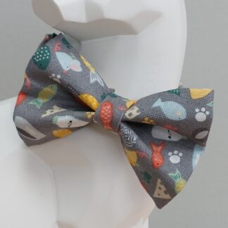 Cat Bow Tie and Collar - Meow Favourite Things, Grey
