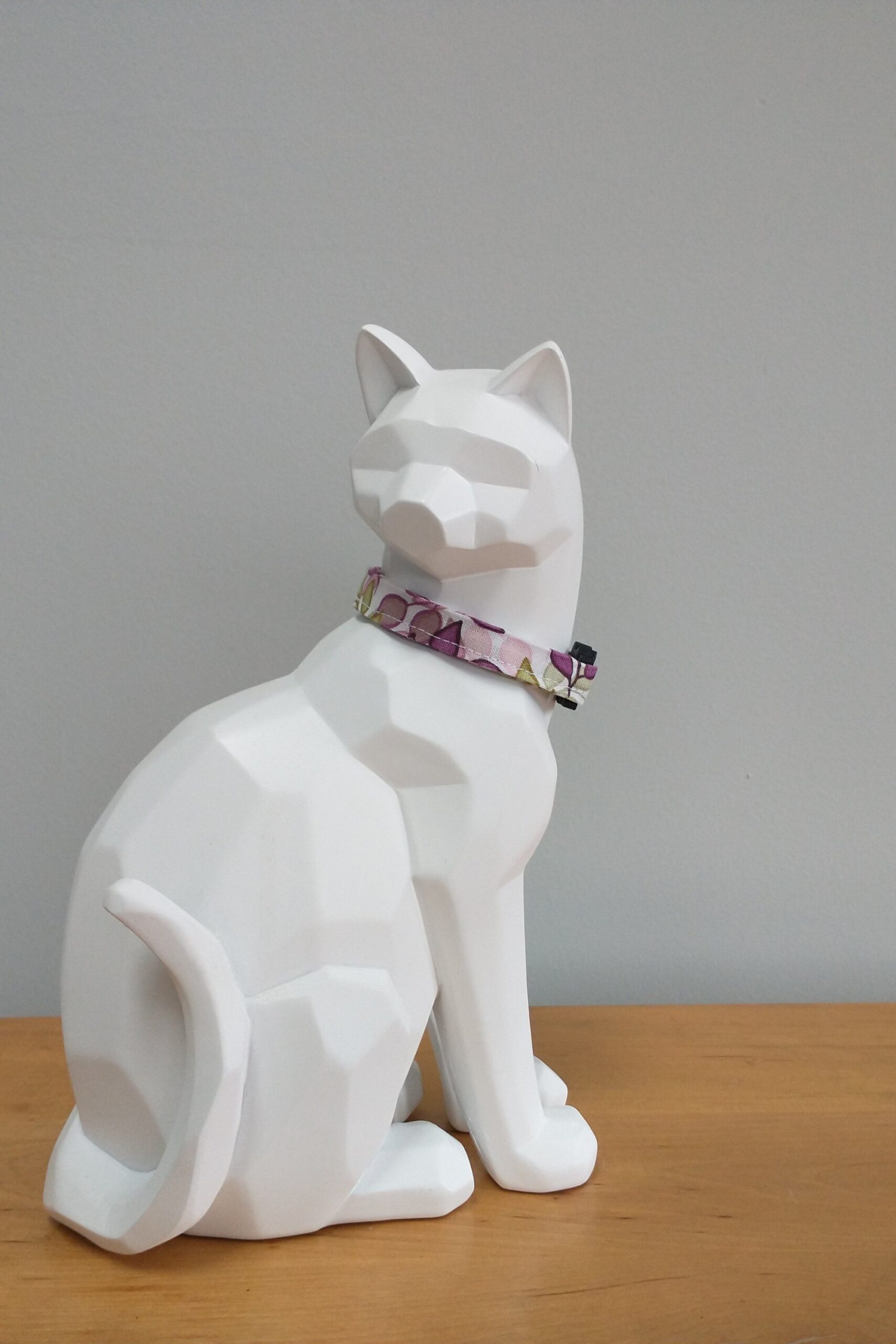 Cat Collar - Leaves, White - Image 3