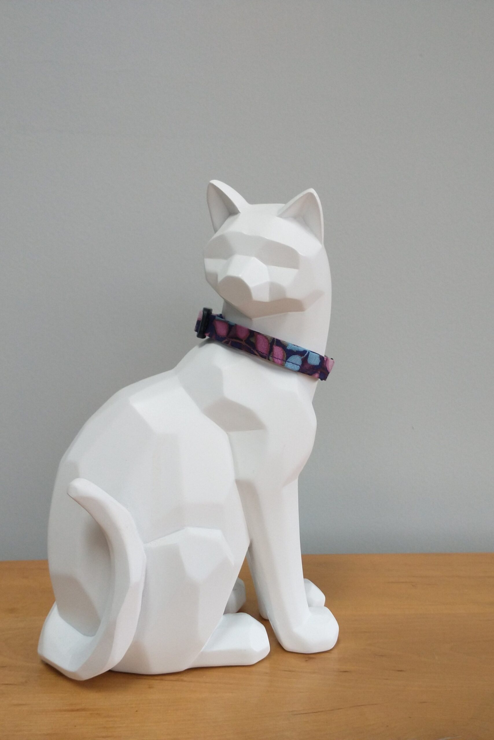 Kitten Collar - Leaves, Dark Purple - Image 3