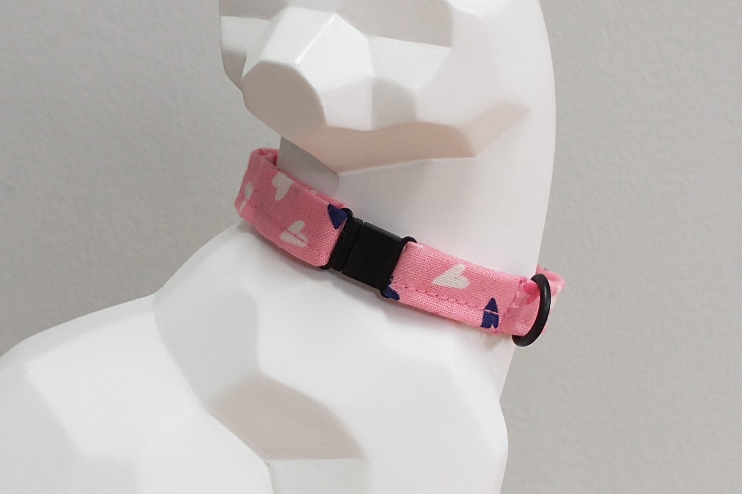 Valentine's Day Kitten Collar - Hearts on Pink - Image 2