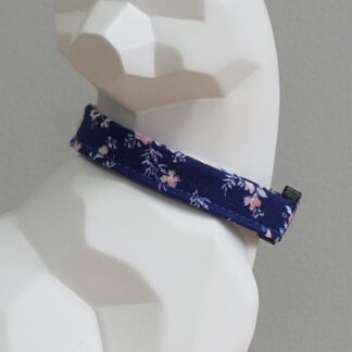Cat Collar - Pink Roses on Blue
