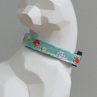 Cat Collar - Apple Picking
