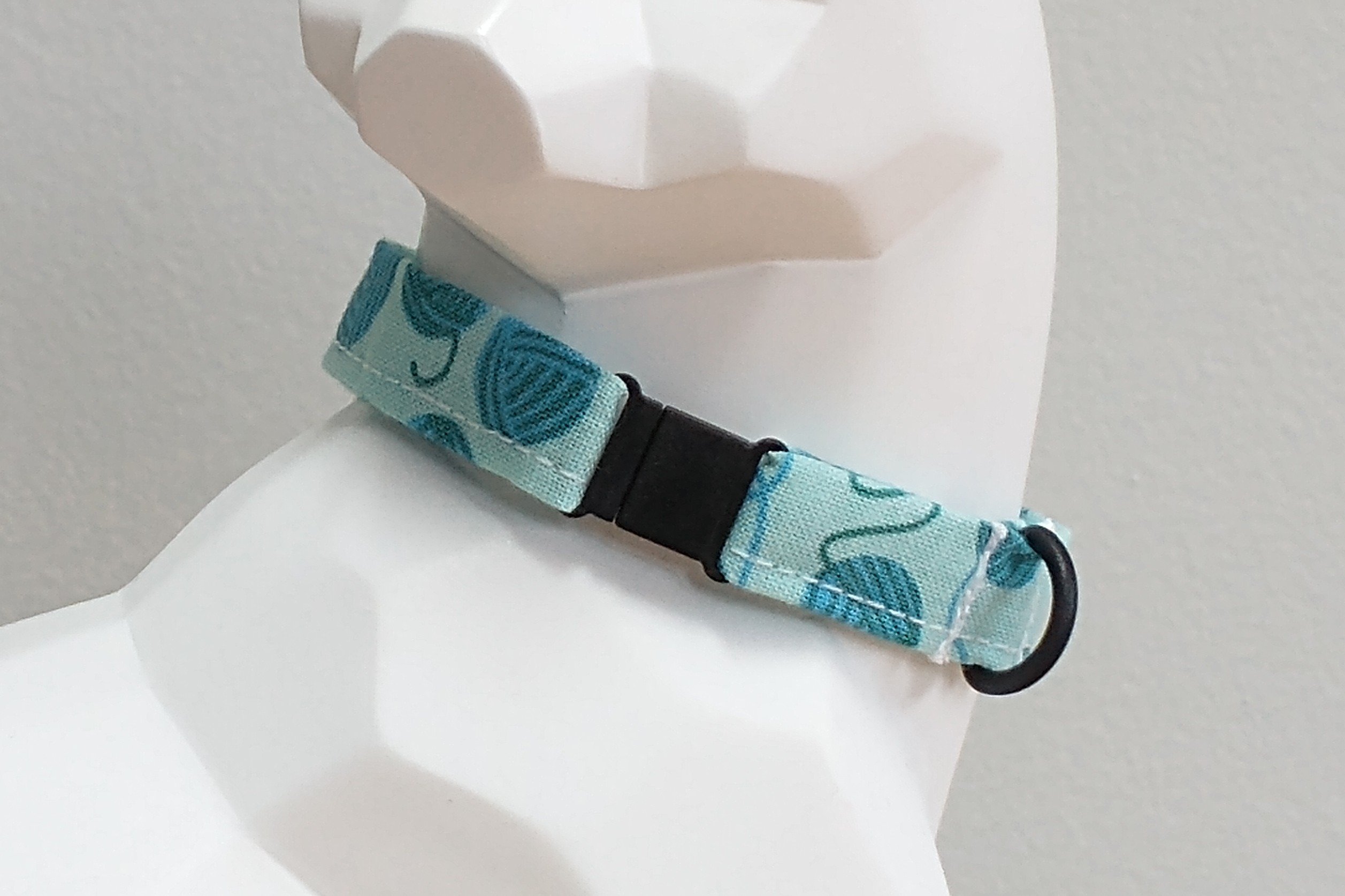 Kitten Collar - Yarn Blue - Image 2