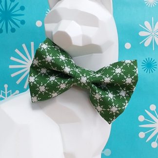 Christmas Cat Bow Tie and Collar - Green Snowflakes