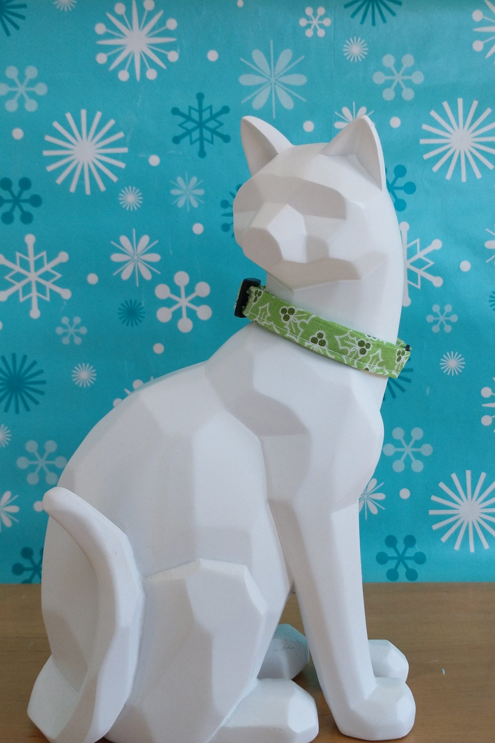 Christmas Kitten Collar - Holly in Green - Image 3