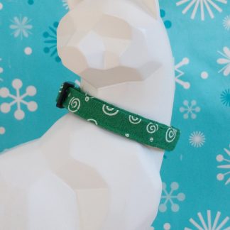 Christmas Kitten Collar - Twirly Green